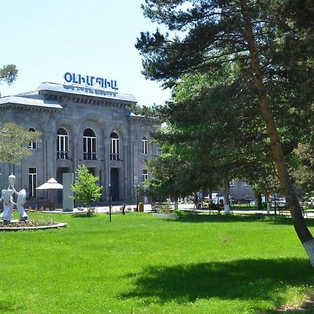 Jermuk Olympia Sanatorium Ξενοδοχείο Εξωτερικό φωτογραφία
