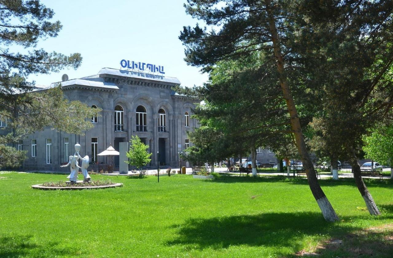 Jermuk Olympia Sanatorium Ξενοδοχείο Εξωτερικό φωτογραφία